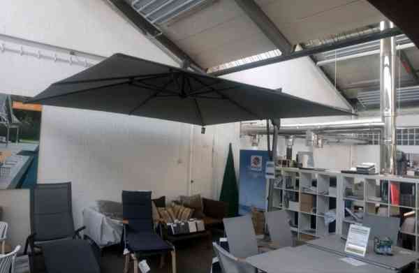 SOMBRANO® S+ Sonnenschirm 350 x 350 cm quadratisch Graphitgrau Stoff 420 Smoke SONDERPOSTEN